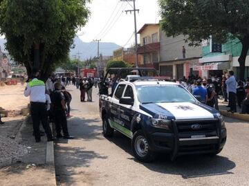 “Somos transportistas, queremos trabajar”, protestan choferes en Acapulco; exigen seguridad luego de ataques armados