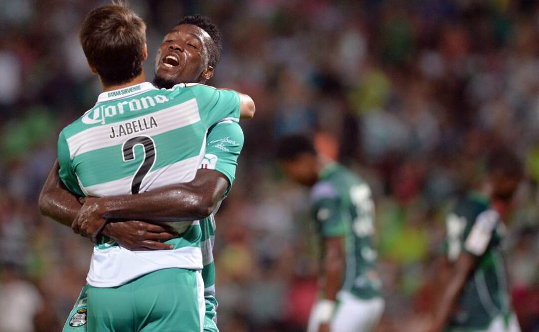 Santos golea en casa en inicio de Concachampions