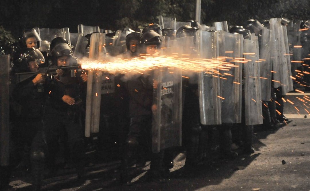En entrevista, el jefe de Gobierno indicó que 14 elementos se mantienen a disposición de los mandos de la SSP. Foto: Archivo / EL UNIVERSAL