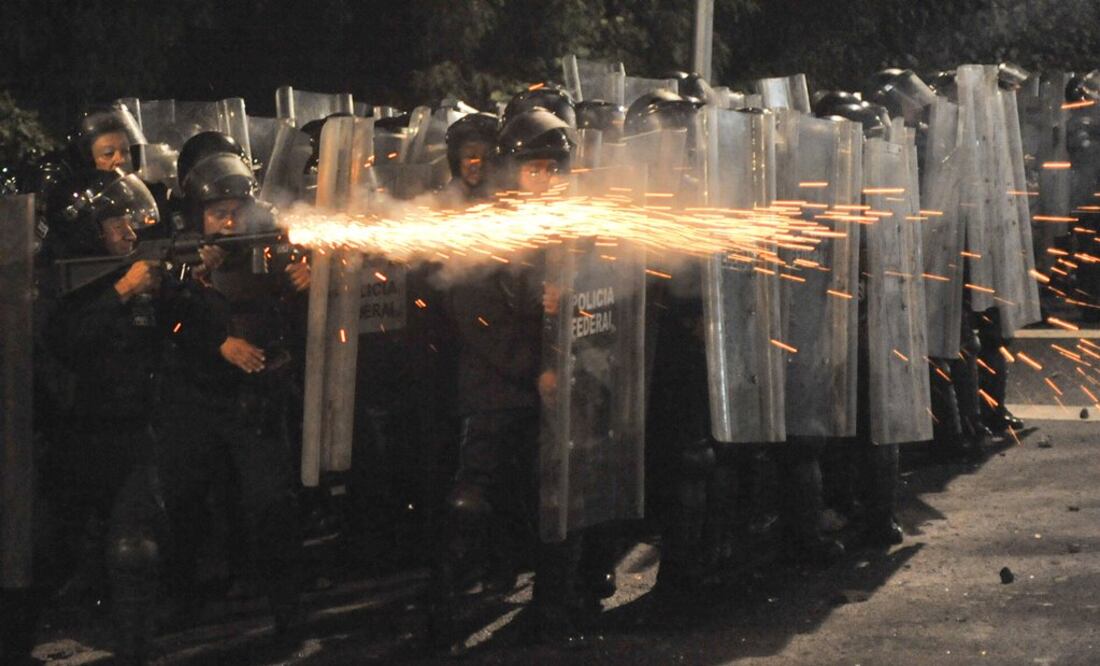 En entrevista, el jefe de Gobierno indicó que 14 elementos se mantienen a disposición de los mandos de la SSP. Foto: Archivo / EL UNIVERSAL