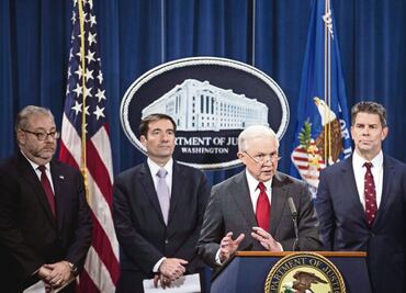 Tras elecciones, Trump despide al fiscal general