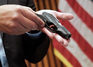 En EU, armas de fuego superan accidentes de automóvil como principal causa de muerte de menores