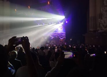 Beret cautiva a los mexicanos con su rap y energía