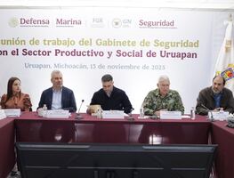 Harfuch se reúne con Grecia Quiroz en Michoacán; Gabinete de Seguridad recorre Urupan