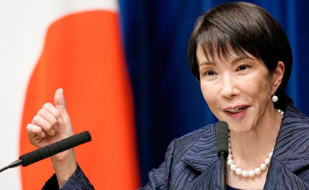 La nueva primera ministra de Japón, Sanae Takaichi, habla durante una conferencia de prensa en su oficina en Tokio, Japón, el martes 21 de octubre de 2025. Foto: AP