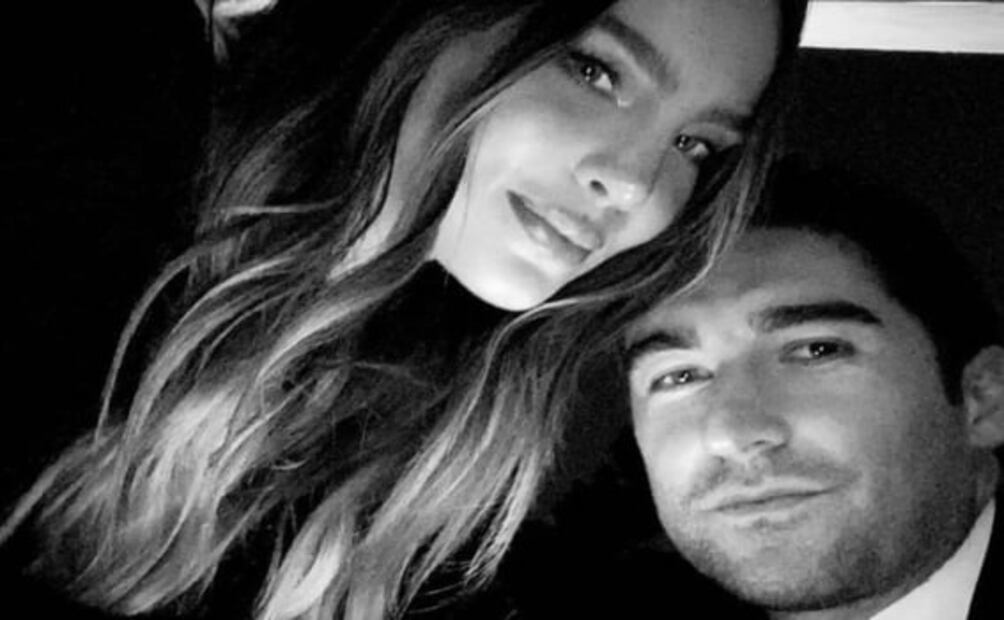 Belinda se va de vacaciones a Los Ángeles y se deja ver muy bien acompañada