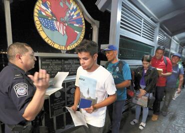 Buscan limitar opciones a migrantes