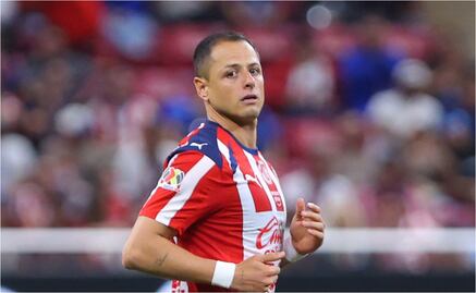Javier 'Chicharito' Hernández es abucheado por la afición de Chivas; ya no lo quieren en el equipo