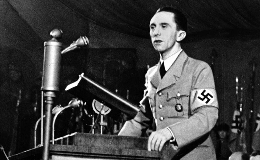 Cuando las tropas nazis se rindieron ante los aliados, el jefe de propaganda envenenó a sus seis hijos y ordenó a un soldado que le disparara a él y a su esposa. FOTO: Archivo/AP