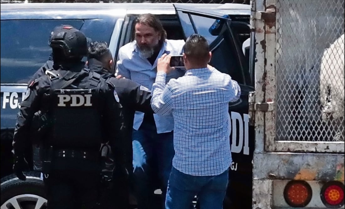 Agentes de investigación escoltaron a Christian Von Roehrich a la fiscalía capitalina y posteriormente al Reclusorio Norte, Foto: Francisco Rodríguez, EL UNIVERSAL