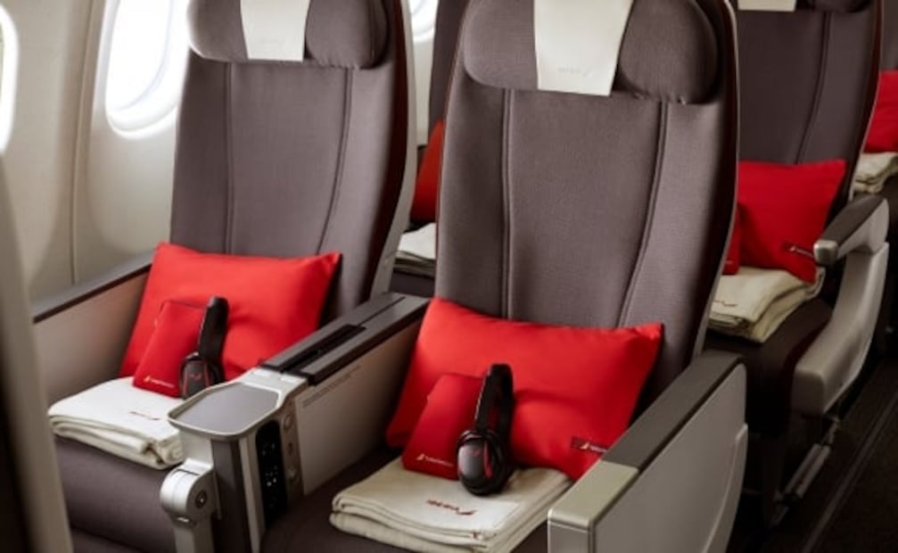 Qué es premium economy y cuál es su diferencia con la clase económica