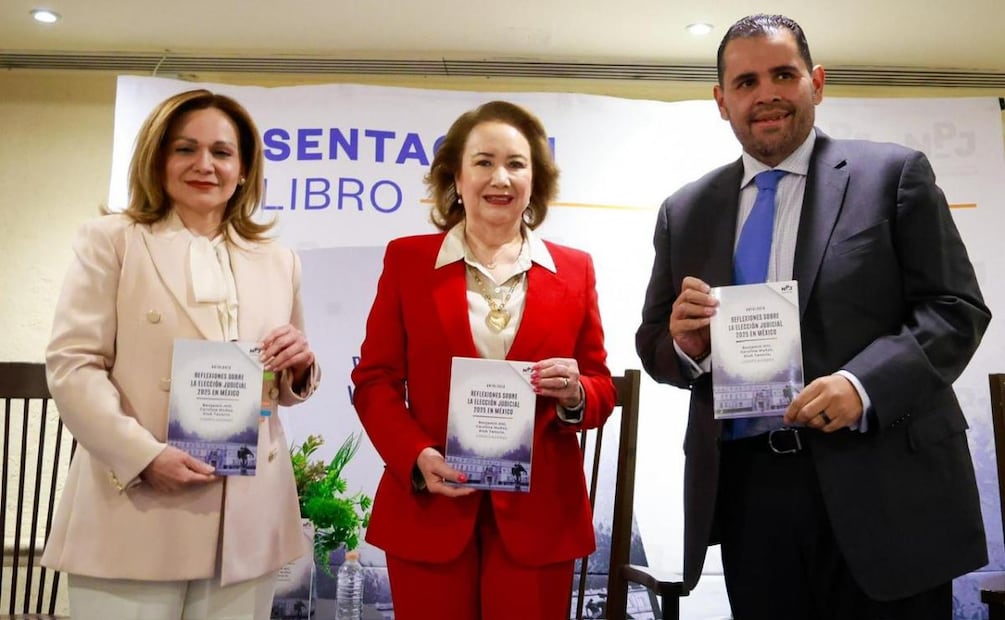 Ministra  Yasmín Esquivel acude a la presentación del libro “Reflexiones sobre la elección judicial 2025 en México” (16/04/2026). Foto: Especial