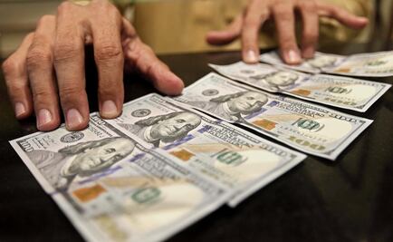 Peso gana terreno al dólar por confianza en el aeropuerto