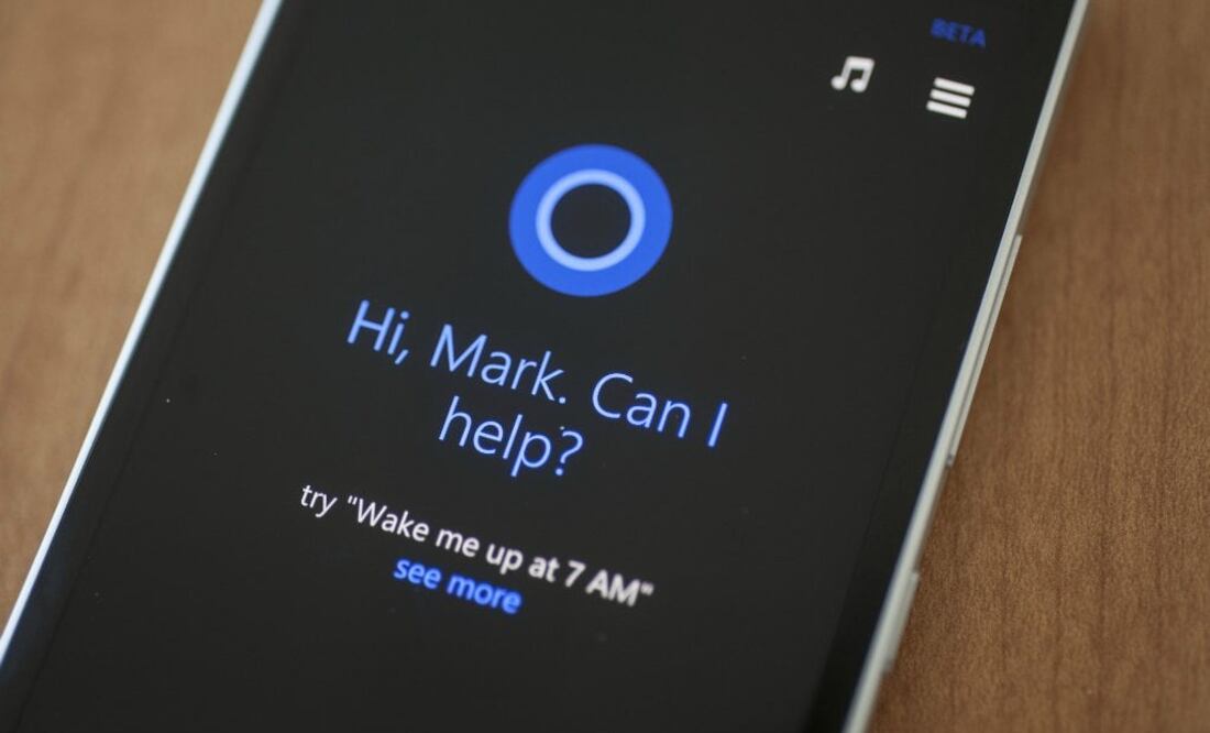 ¿Te invitaron a una fiesta de disfraces? ¿Ya sabes qué ponerte? Cortana te ayudará a escoger para ti los disfraces más cool