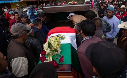 Rinden homenaje a Homero Gómez, activista defensor de la mariposa monarca