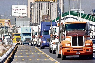 Cierran paso a transporte de carga en la Ciudad de México