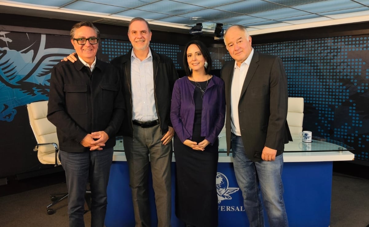 Carlos Seoane, especialista en seguridad junto con Héctor de Mauleon en entrevista Con los de Casa con David Aponte y Maite Azuela. Foto: Julio Suarez/ EL UNIVERSAL