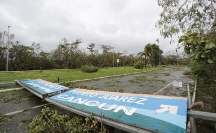 Tras paso del huracán "Delta", Cancún intenta recuperar la normalidad sin luz 
