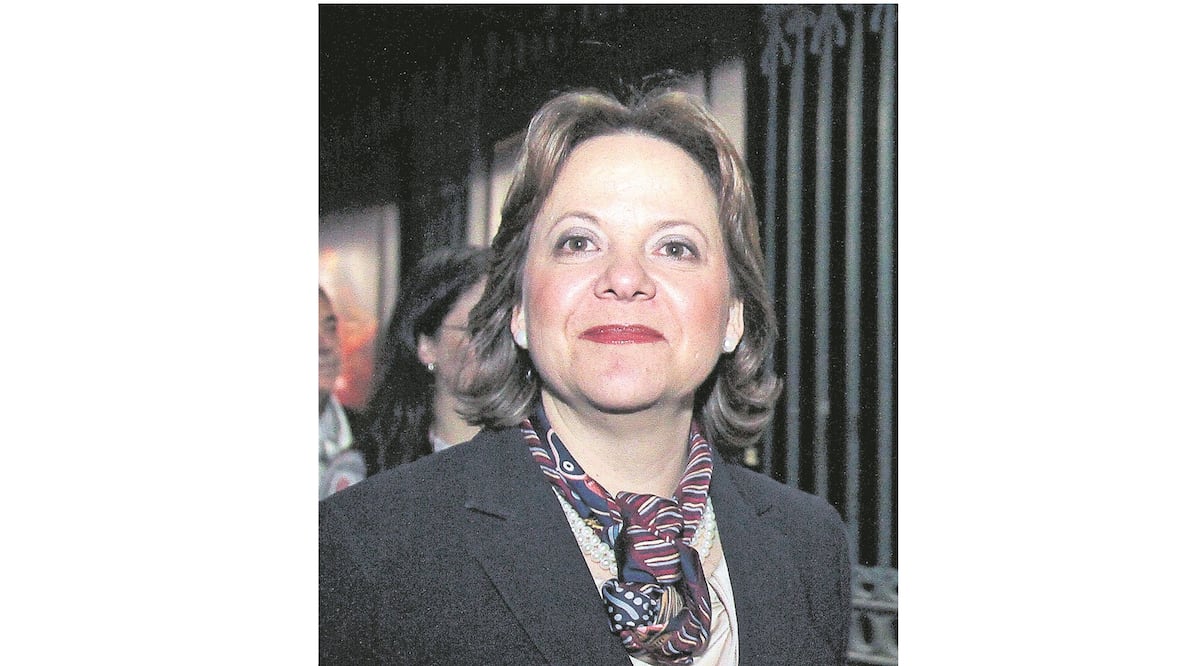 Desmiente ex secretaria a actual secretaria