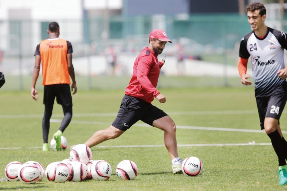 Rafa ha tenido una buena labor con los Lobos en la Liga MX. (IMAGO7)