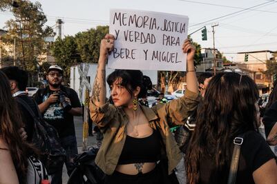 Protesta en el Parque Bicentenario; gremio demanda boicot a Eco Live por el caso de Berenice y Miguel en el Axe Ceremonia
