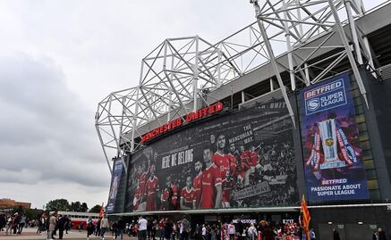 El Manchester United planea remodelar Old Trafford