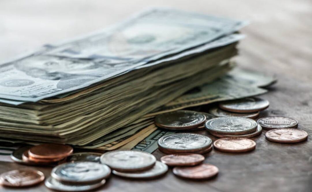 El dólar se dispara tras el anuncio de los aranceles a autos . Foto: iStock