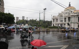 Por tercer día consecutivo, ambulantes bloquean alrededores de la Alameda Central; hay importantes afectaciones a la circulación