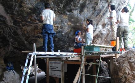 Rescatan sitio de pinturas rupestres en Guerrero