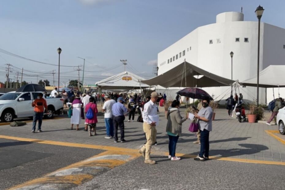 Sin largas filas y mejor organización, así inició la aplicación de segunda dosis contra Covid-19 en Ecatepec