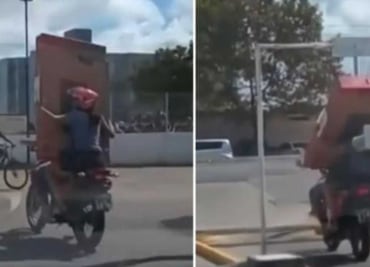 Viral: pareja compra pantalla y se les cae durante viaje en moto
