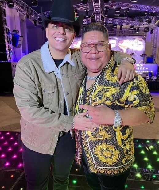 El nuevo "Medio Metro" baila con Grupo Firme; fans piden llevarlo al Foro Sol