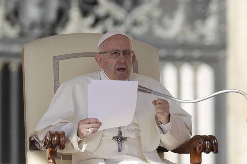 El Papa Francisco durante su audiencia general semanal en la Plaza de San Pedro del Vaticano, el 10 de octubre de 2018. Foto: AP/Gregorio Borgia