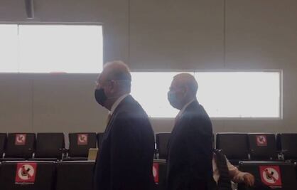 Tras nombramiento en SCT, Jorge Arganis recorre nueva sala del AICM