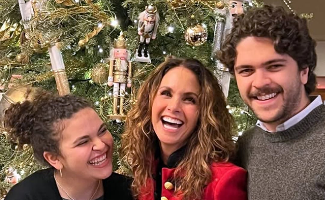 La cantante Lucero comparte foto con sus hijos: Lucero Mijares y José Manuel.