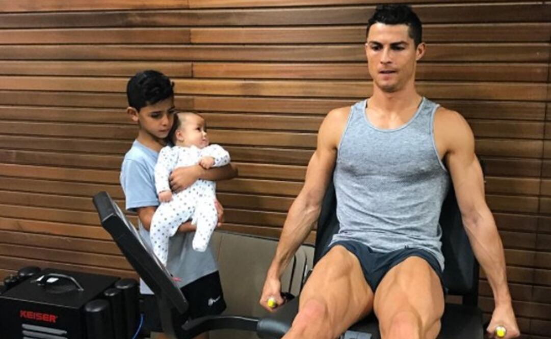 Twitter. CR7 en compañía de sus hijos