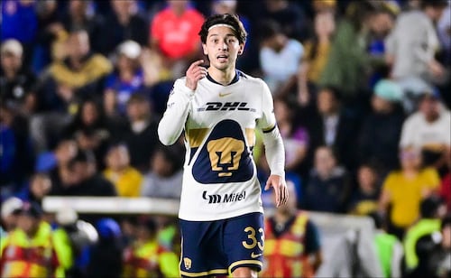 Jordan Carrillo to stay with Pumas despite coach's exit