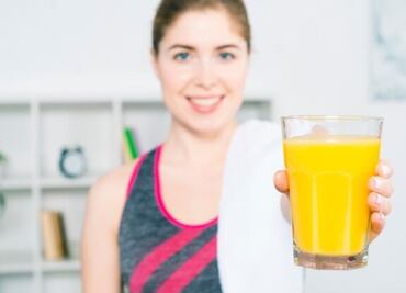 La bebida natural que puedes preparar en casa que previene infecciones urinarias