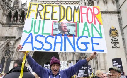 Julian Assange presenta su último recurso para impedir su extradición a EU