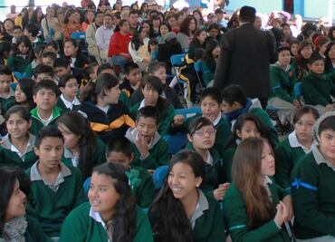 Decomisan arma deportiva a menor en secundaria de Azcapotzalco