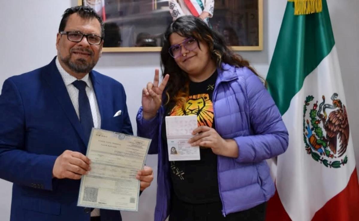 ️‍⚧️En el Día de la Visibilidad Trans personas mexicanas en el extranjero acuden a embajadas para solicitar actas de nacimiento por reconocimiento de identidad de género.