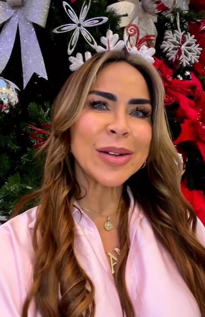 Rostro de Aylín Mujica da de qué hablar en redes: "Esos pómulos ya casi le explotan"