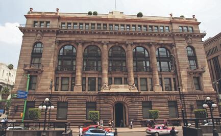 Para Banxico, la economía mexicana está estancada