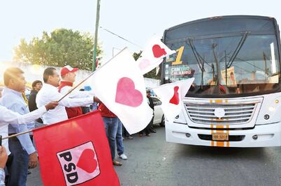 Candidatos de PRD-PSD ponen en marcha transporte público gratuito en Cuernavaca