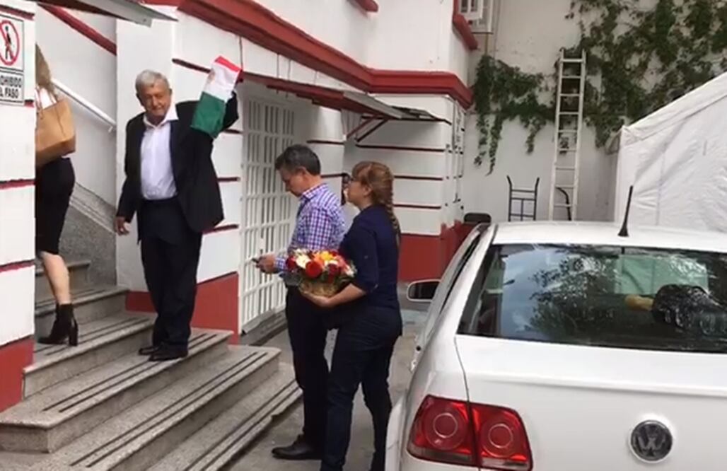 Andrés Manuel López Obrador, candidato presidencial por la coalición Juntos Haremos Historia. Foto Misael Zavala