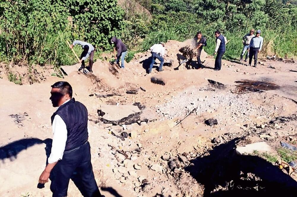 Habitantes de Chenalhó levantaron el bloqueo de la carretera que mantenían desde noviembre por el conflicto con vecinos de Chalchihuitán (CORTESÍA)