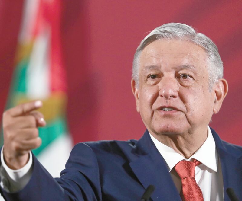 El presidente Andrés Manuel López Obrador participará hoy en la Cumbre Virtual de Líderes del G20 para abordar la crisis mundial por el Covid-19. Foto: DIEGO SIMÓN. EL UNIVERSAL