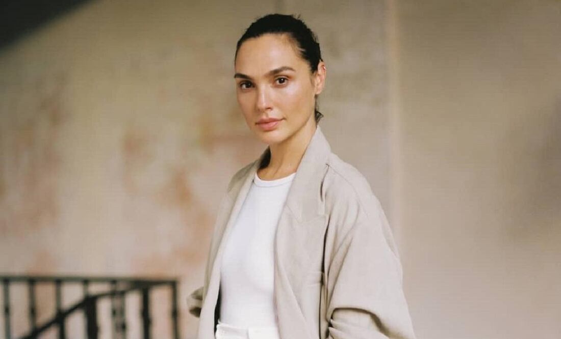 Gal Gadto mostró que un par de mini shorts son el aliado perfecto para el calor sin perder el estilo / Foto: Instagram @gal_gadot