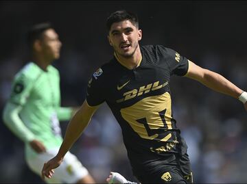 Pumas estrena su tercer uniforme frente a la afición universitaria