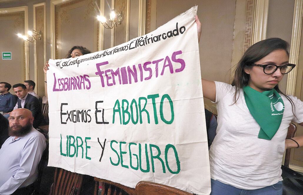 Grupos feministas se oponen a que las mujeres sean castigadas con hasta 300 días de trabajo comunitario en caso de abortar. OMAR CONTRERAS. EL UNIVERSAL